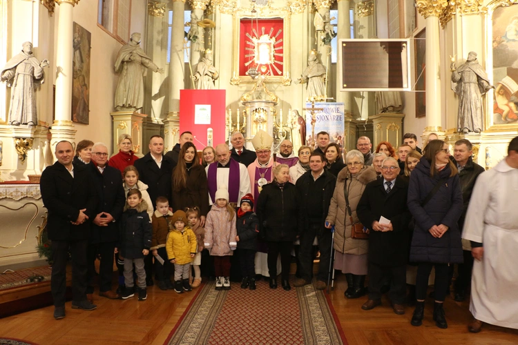 Strzegocin. Nowe witraże