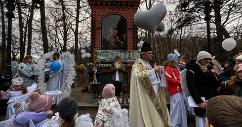 Figurki, które prowadzą do Betlejem