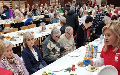 Wigilijnie z Caritas