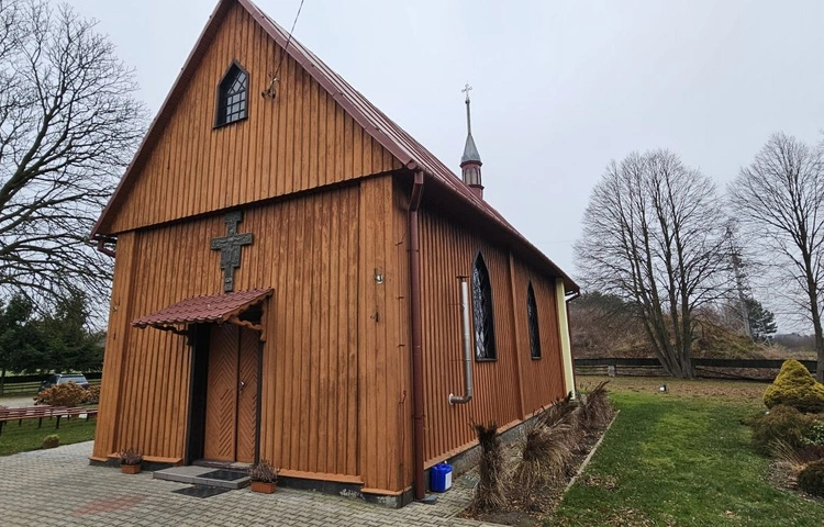 Odnawiają kaplicę św. Zofii w Ratajach