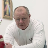 Był grypsującym recydywistą, przesiedział 19 lat. Dziś jest szafarzem Komunii Świętej