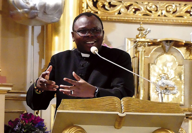 Misjonarz z Togo dzielił się swoim doświadczeniem spotkania z żywym Bogiem.