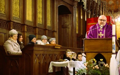 Po cichu, przez pokolenia. Służki po 140 wspólnych latach żegnają Złaków Kościelny