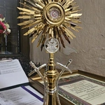 Relikwie św. Jana Pawła II w koneckiej kolegiacie