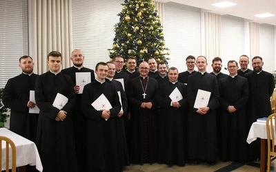 Archidiecezja. Parafie stażowe akolitów i diakonów