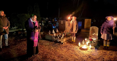 Spoczął w alei zasłużonych