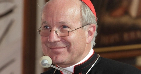 Kard. Schönborn: dobrze mi robi, że teraz naprawdę żyję wśród ludzi