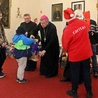 Finał akcji "Nasza Paka". Wrocławska Caritas rozdała ponad 330 paczek dzieciom z rodzin potrzebujących