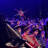 Choinka pod Oknem Papieskim 2025