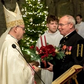 Jezus wśród soli narodzony