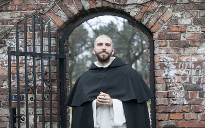 Czy Bogu na pewno nic się nie wymyka, czyli o. Krzysztof Pałys w rozmowie na śmierć i życie