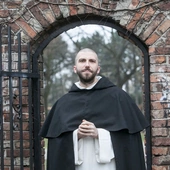 Czy Bogu na pewno nic się nie wymyka, czyli o. Krzysztof Pałys w rozmowie na śmierć i życie