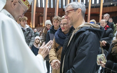 Abp Galbas do małżonków: Wasza miłość jest przepustką do nieba