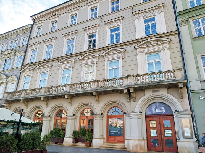 W zabytkową tkankę budynku MCK wpleciono pomysłowe elementy.