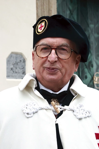 Komandor S. Osmenda z wdzięcznością wspomina ks. Antoniego Tworka, który przywrócił tu pamięć o zakonie. 