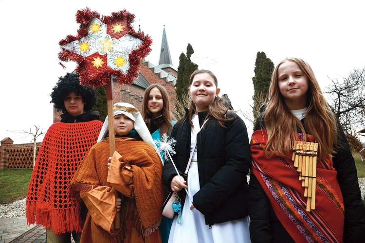Jedna z 20 grup kolędniczych z Brzeźnicy koło Dębicy.