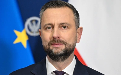 Szef MON: zwróciliśmy się do prezydenta o wspólne spotkanie z szefami służb