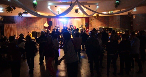 Bal osób niepełnosprawnych w Legnicy