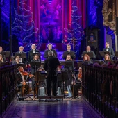 Bóg się rodzi, moc truchleje!