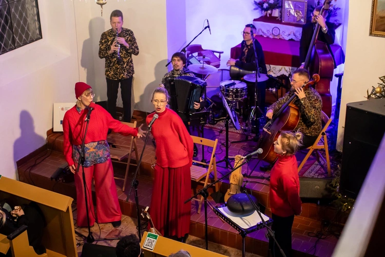 Muzyczna podróż przez świąteczny czas