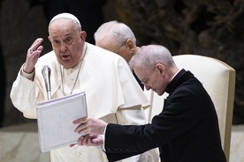 Franciszek wezwał do modlitwy o pokój 