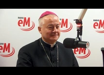 bp Artur Ważny: Katecheza powinna być przekazywana w środowisku wiary.