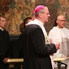 Abp Tadeusz Wojda podczas Apelu Jasnogórskiego