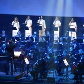 Hej kolęda, kolęda! Niezwykły koncert Nowonarodzonych i filharmoników