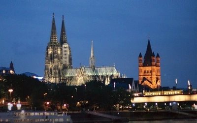 Dla świętych Trzech Króli Kolonia zleciła wykonanie najkosztowniejszego relikwiarza, a nad nim wzniosła relikwiarz jeszcze większy: kolońską katedrę 