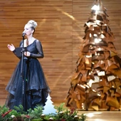 W czterech językach