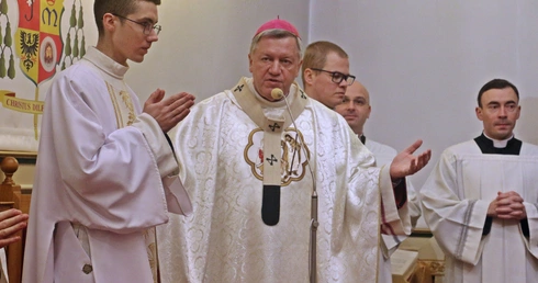 Abp Kupny: Objawienie Pańskie dokonuje się dziś - w Kościele, w świecie, w sercu każdego człowieka