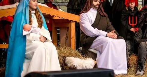 Kamienna Góra z orszakami