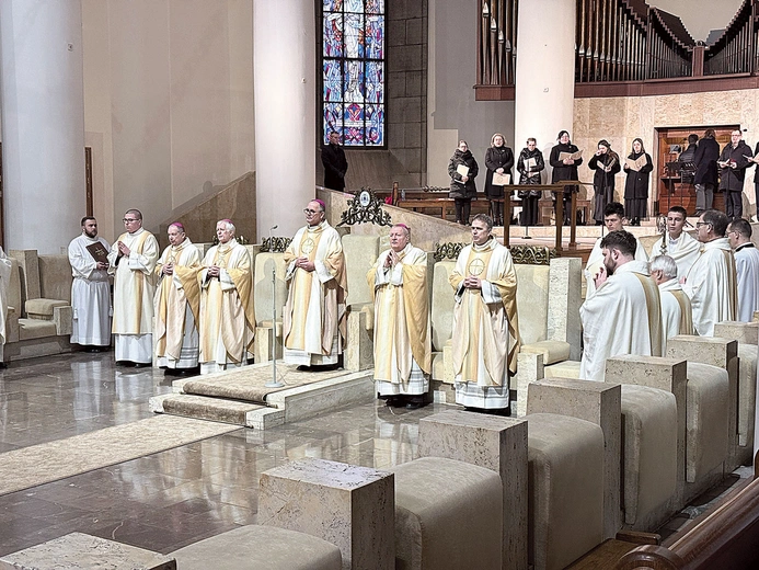 – Bóg chce być naszym domownikiem. On nie chce być obcym – mówił metropolita katowicki.