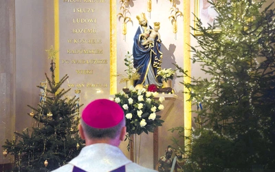 Rzeźba jest kopią tzw. Madonny Bella  początku XV wieku.