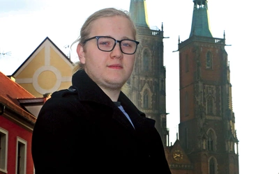 – Jestem przykładem działania Pana w nietypowych dla wielu okolicznościach – podsumowuje 18-latek.