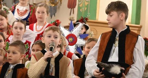 Kolędowanie z zespołem Mali Miętusianie