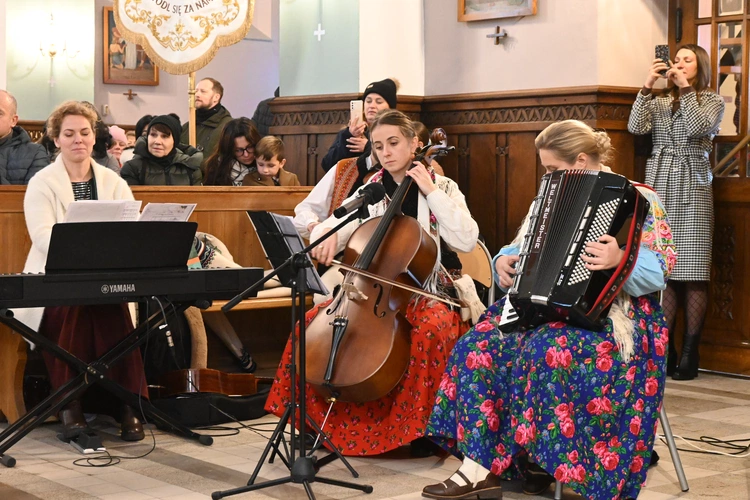 Z kolędowym repertuarem