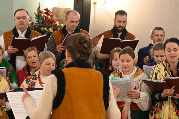 Z kolędowym repertuarem