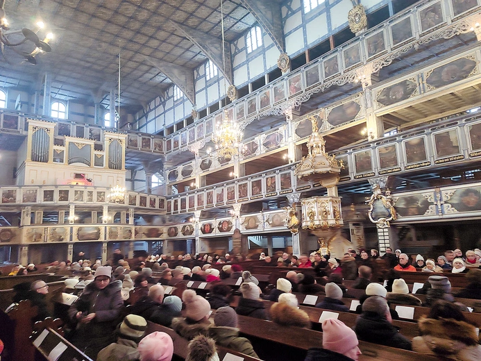 Wspólne kolędowanie łączy zarówno wierzących, jak i niewierzących. 