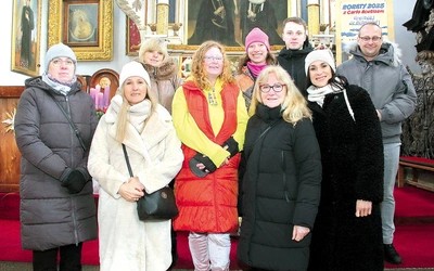  Członkowie Fiat Glory w Kościele św. Jacka w Słupsku.