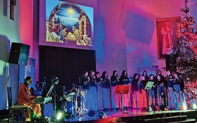 W trakcie wydarzenia wystąpił zespół etniczno-folkowy Karabanio.