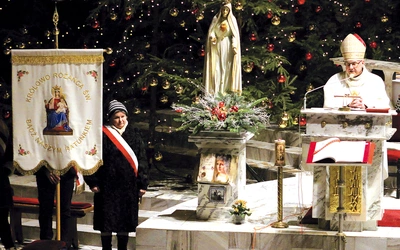 Po Mszy członkowie różańcowej rodziny (jest ich ponad 350 osób) spotkali się z biskupem.