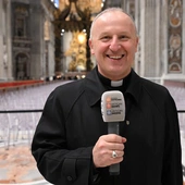 Bp Solarczyk: Papież jest bramą łaski dla całego Kościoła