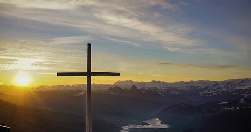 World Population Review: chrześcijanie największą grupą religijną świata