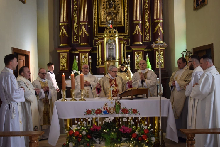 Poświęcenie nowej plebanii w Osieku