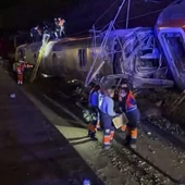 Katastrofa kolejowa w Hiszpanii: Nie żyje co najmniej 21 osób