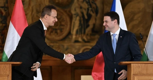 Ministrowie spraw zagranicznych Węgier i Czech