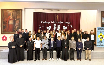 W finale diecezję będą reprezentować: Wojciech Kuczkowski z „pijarskiej", Maciej Oziębło z „klasyka” i Julian Plebański z ZS nr 4 w Kutnie-Azorach.