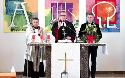 Od lewej: ks. prof. Zygfryd Glaeser, bp Wojciech Pracki i pastor Mariusz Muszczyński.