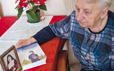 T. Paduch codziennie modli się za wstawiennictwem bł. Bolesławy Lament. Rodzina pielgrzymuje też do Białegostoku, gdzie znajduje się sanktuarium pod wezwaniem ich cioci i muzeum jej poświęcone. 